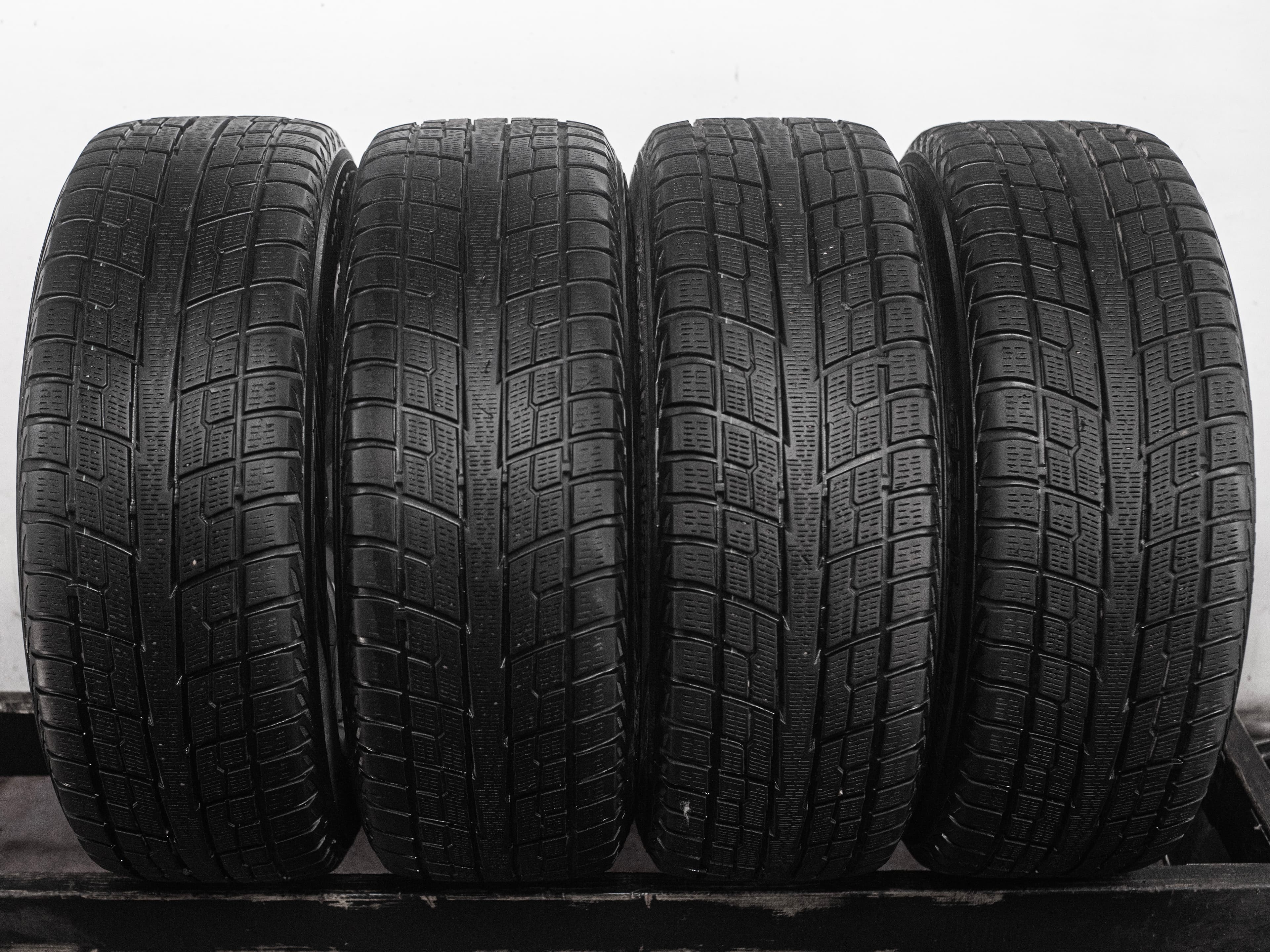 Yokohama Geolandar I/T-S G073 235/60 R18 107Q XL