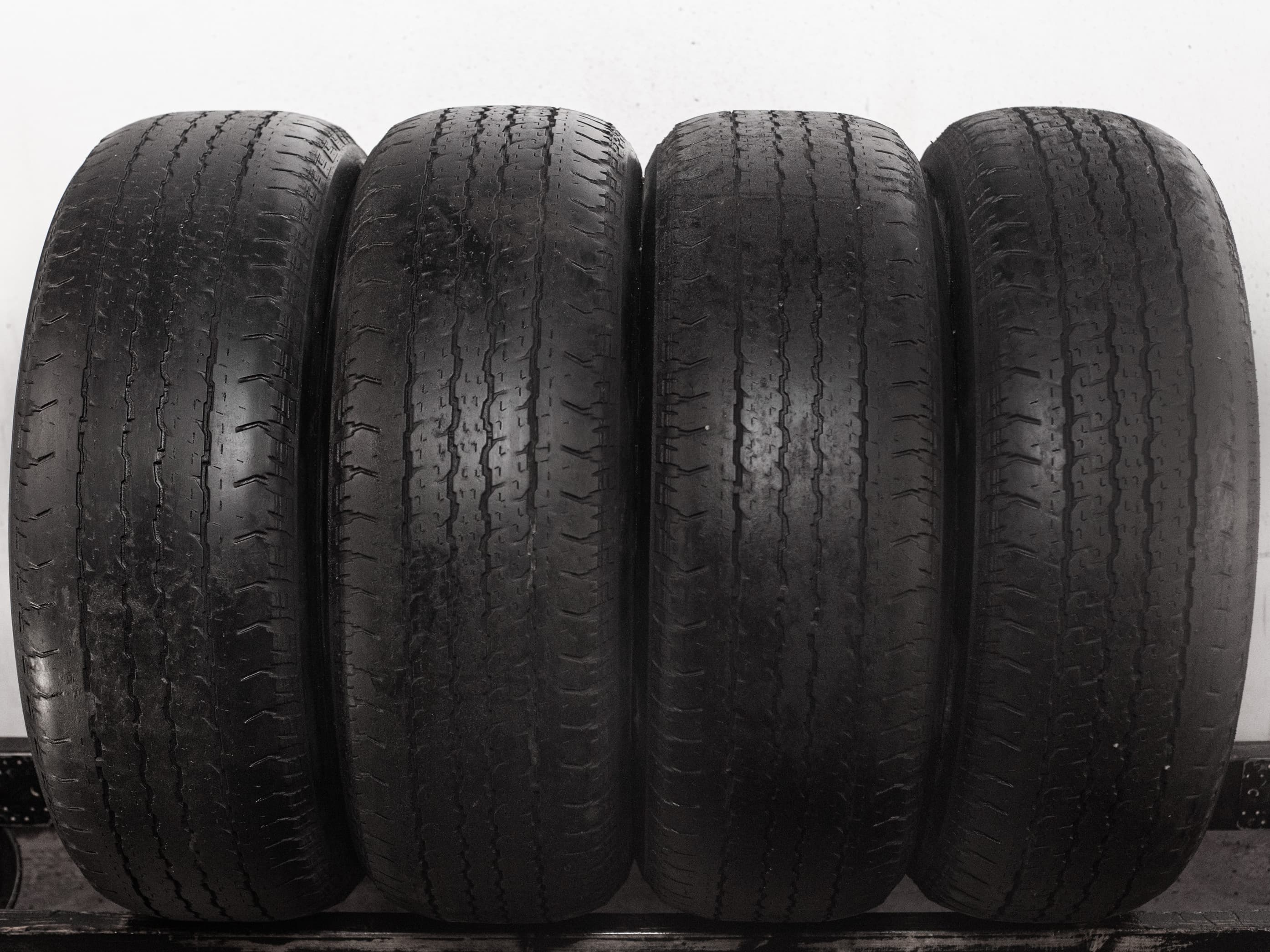 Bridgestone Dueler H/T 840 265/65 R17 112H