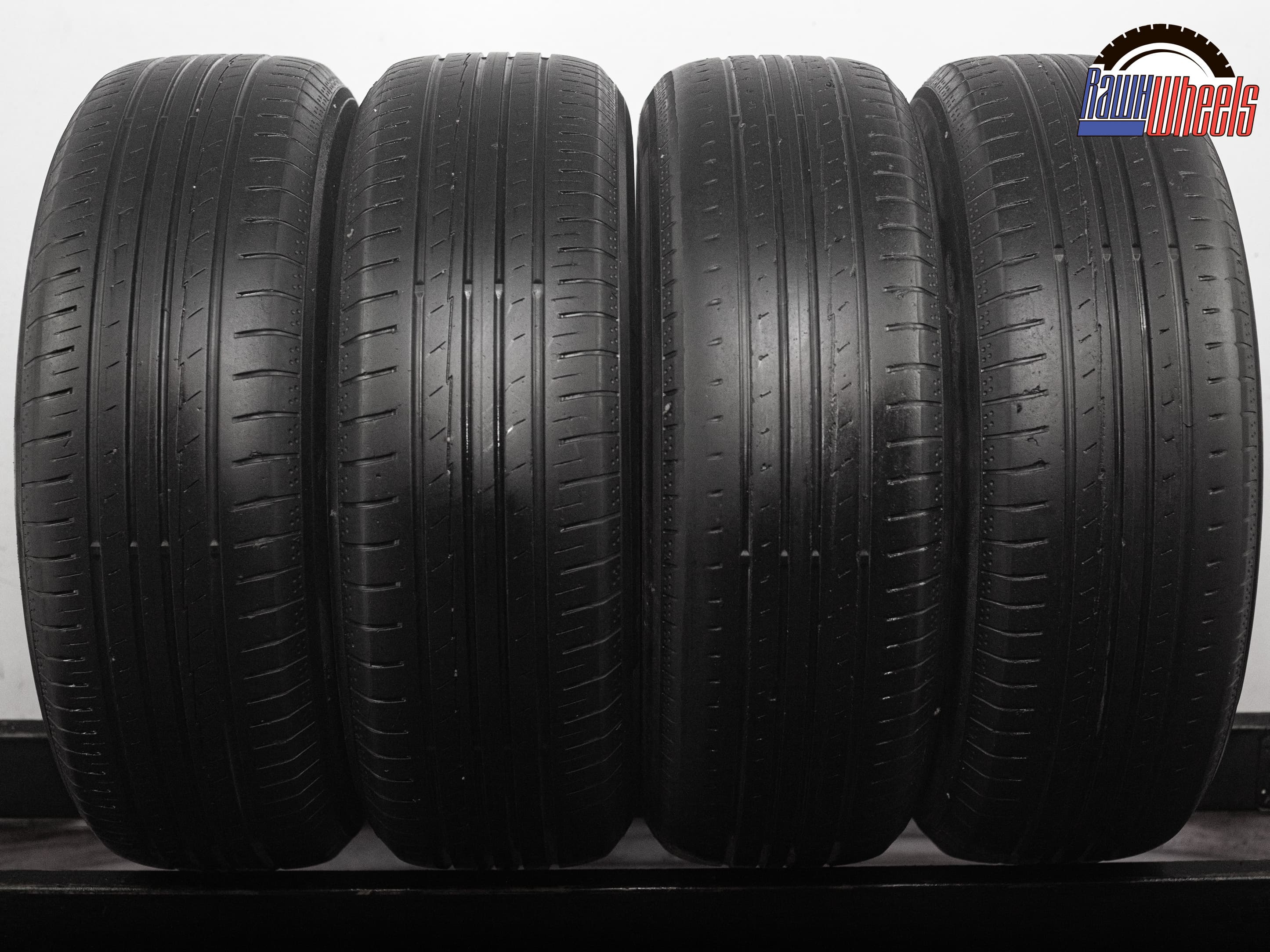 Yokohama Bluearth AE50 215/65 R17 99V