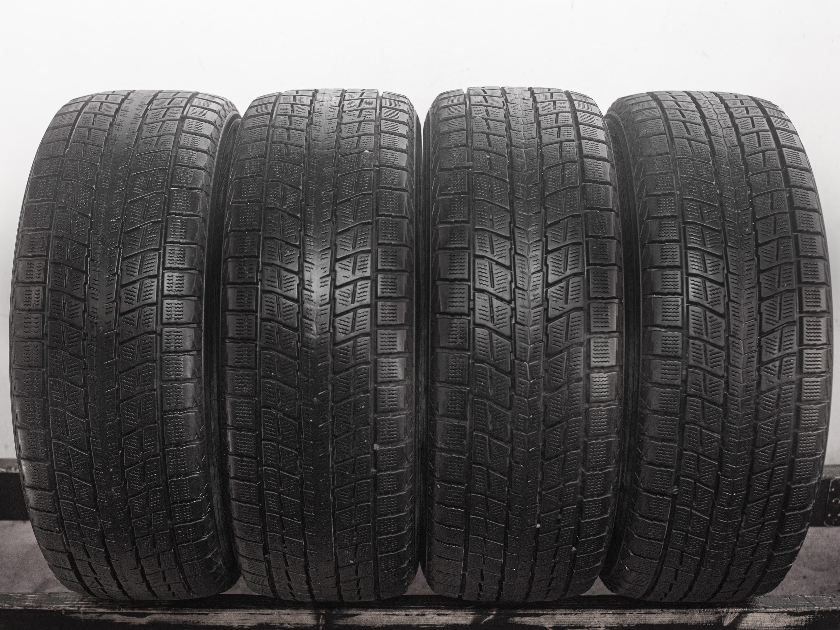 Dunlop Winter Maxx SJ8 225/55 R17 97R