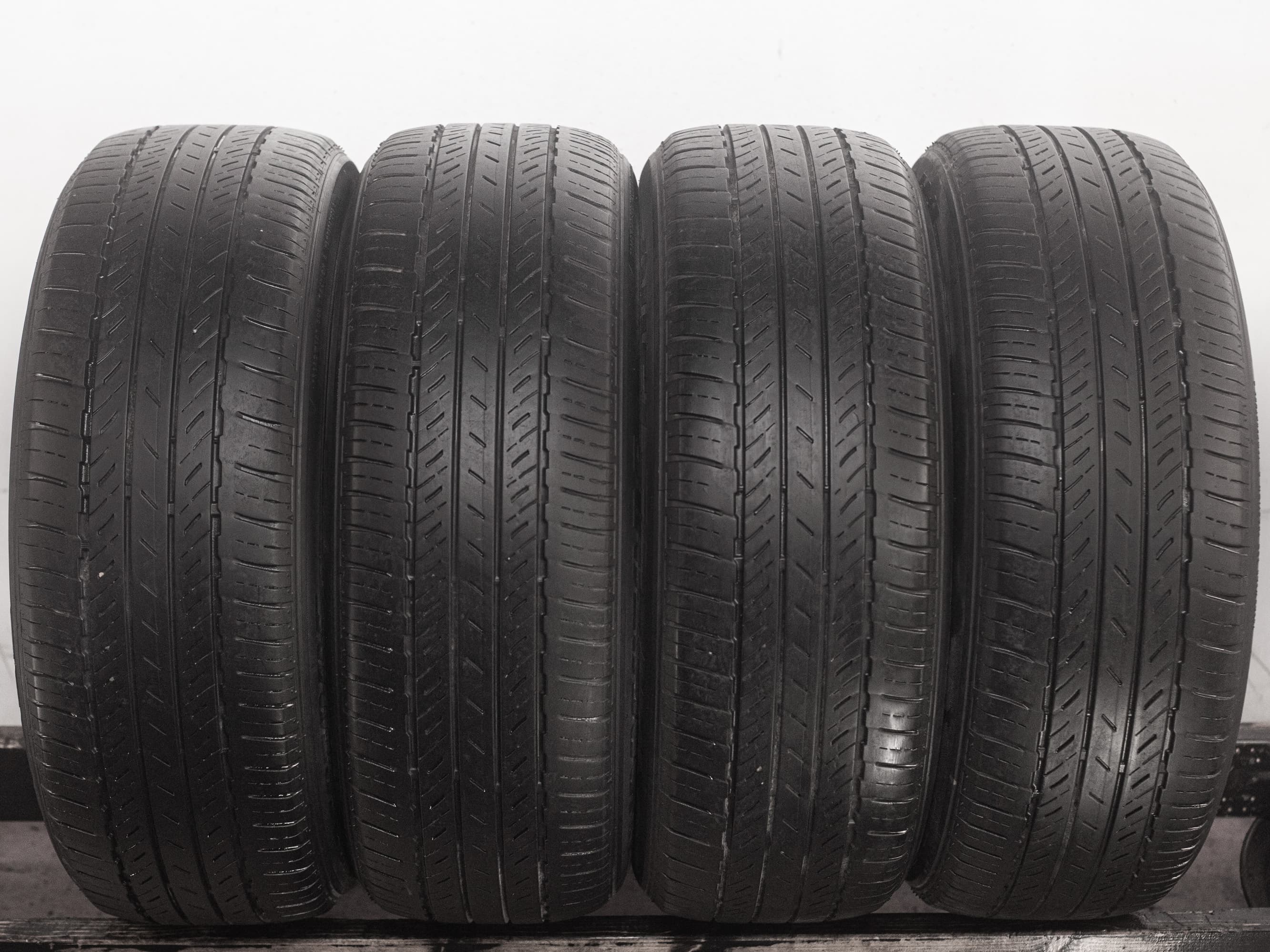 Bridgestone Dueler H/L 400 225/55 R18 98V