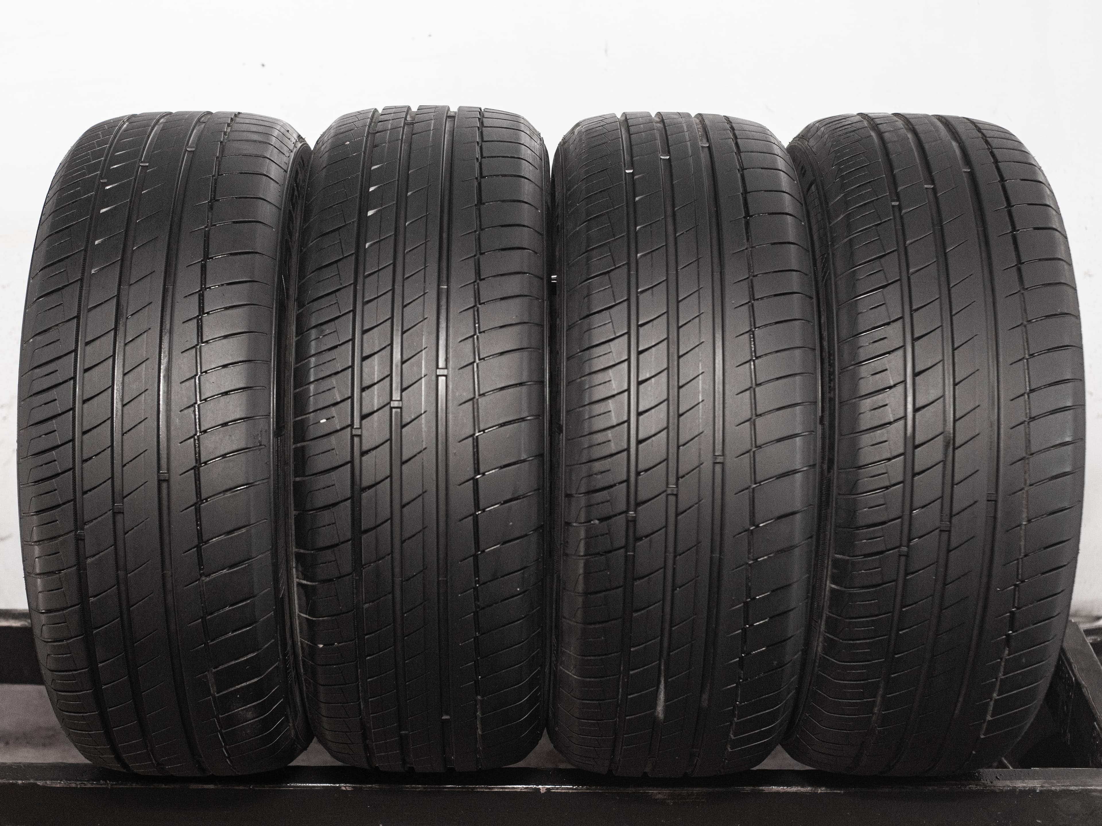 Kapsen RS26 PracticalMax H/P 235/50 ZR19 103W XL