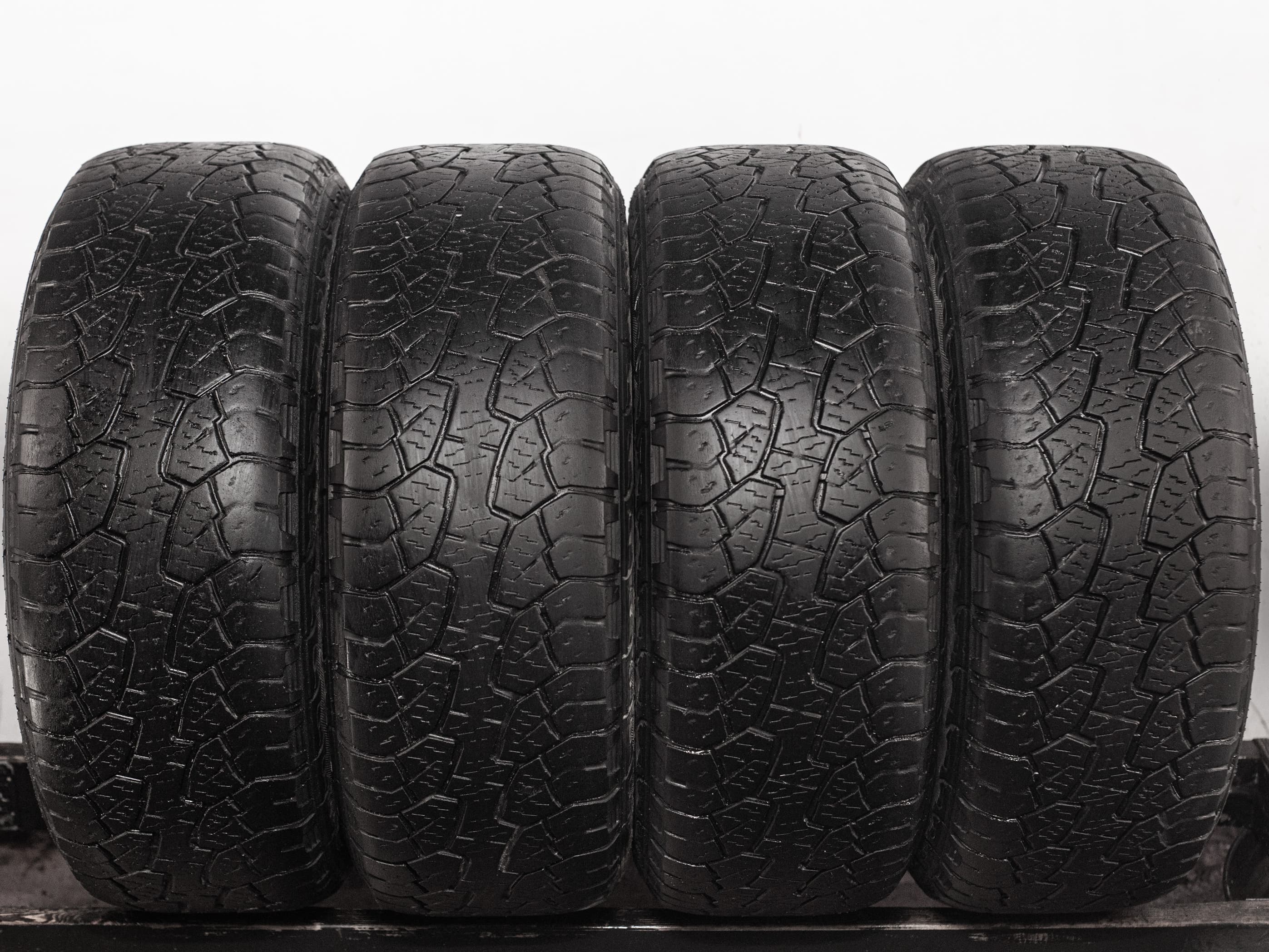 Hankook Dynapro ATM 255/60 R18 107T