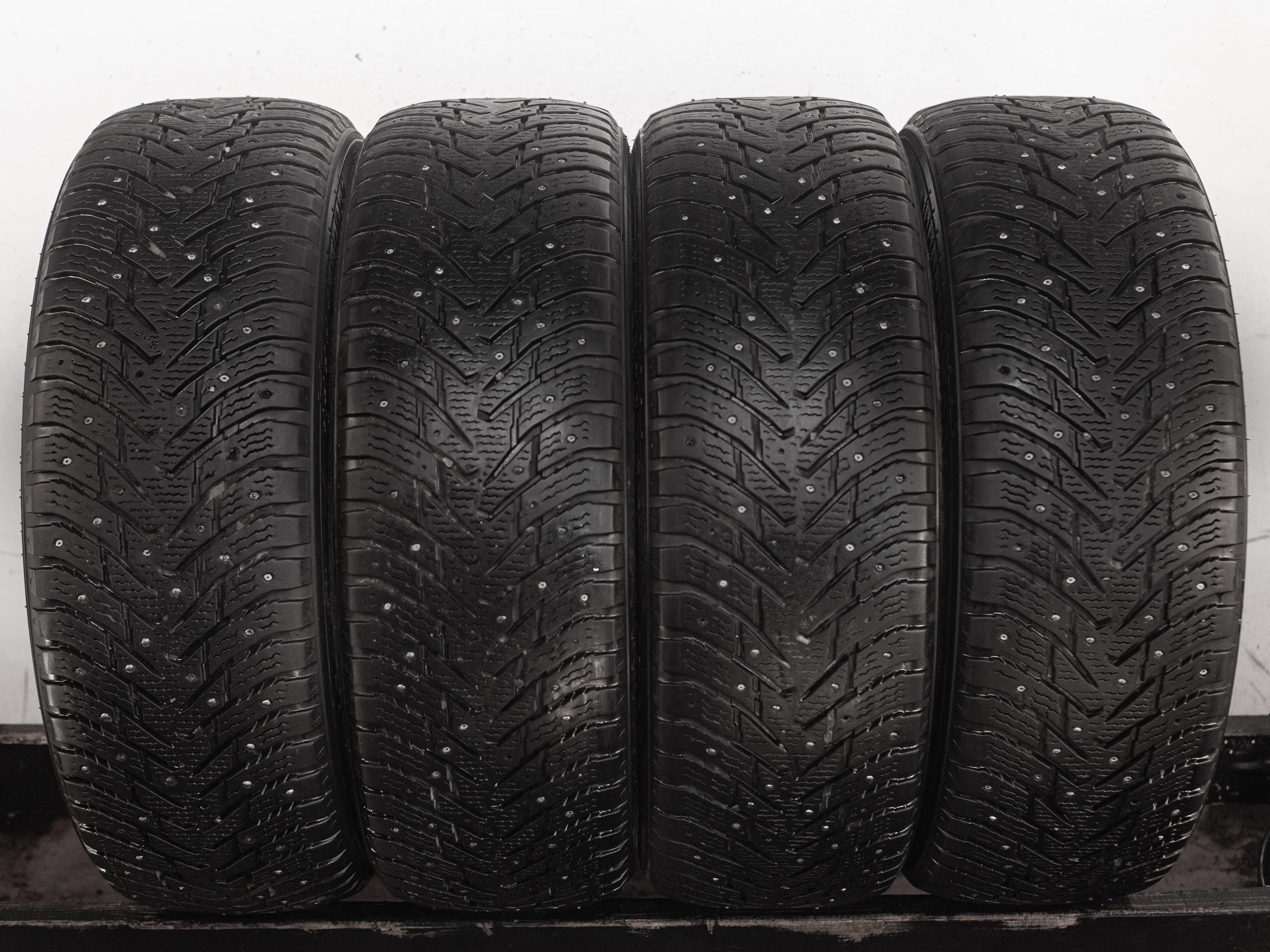 Nokian Hakkapeliitta 8 SUV 235/55 R20 102T