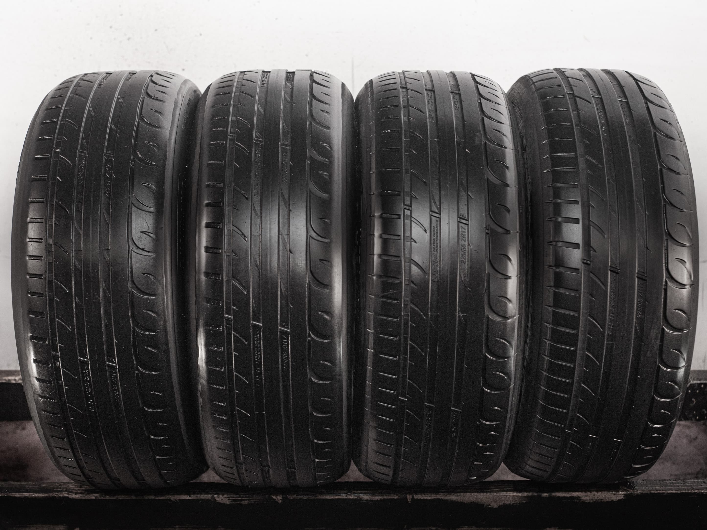 Kormoran UHP 225/55 R17 101W