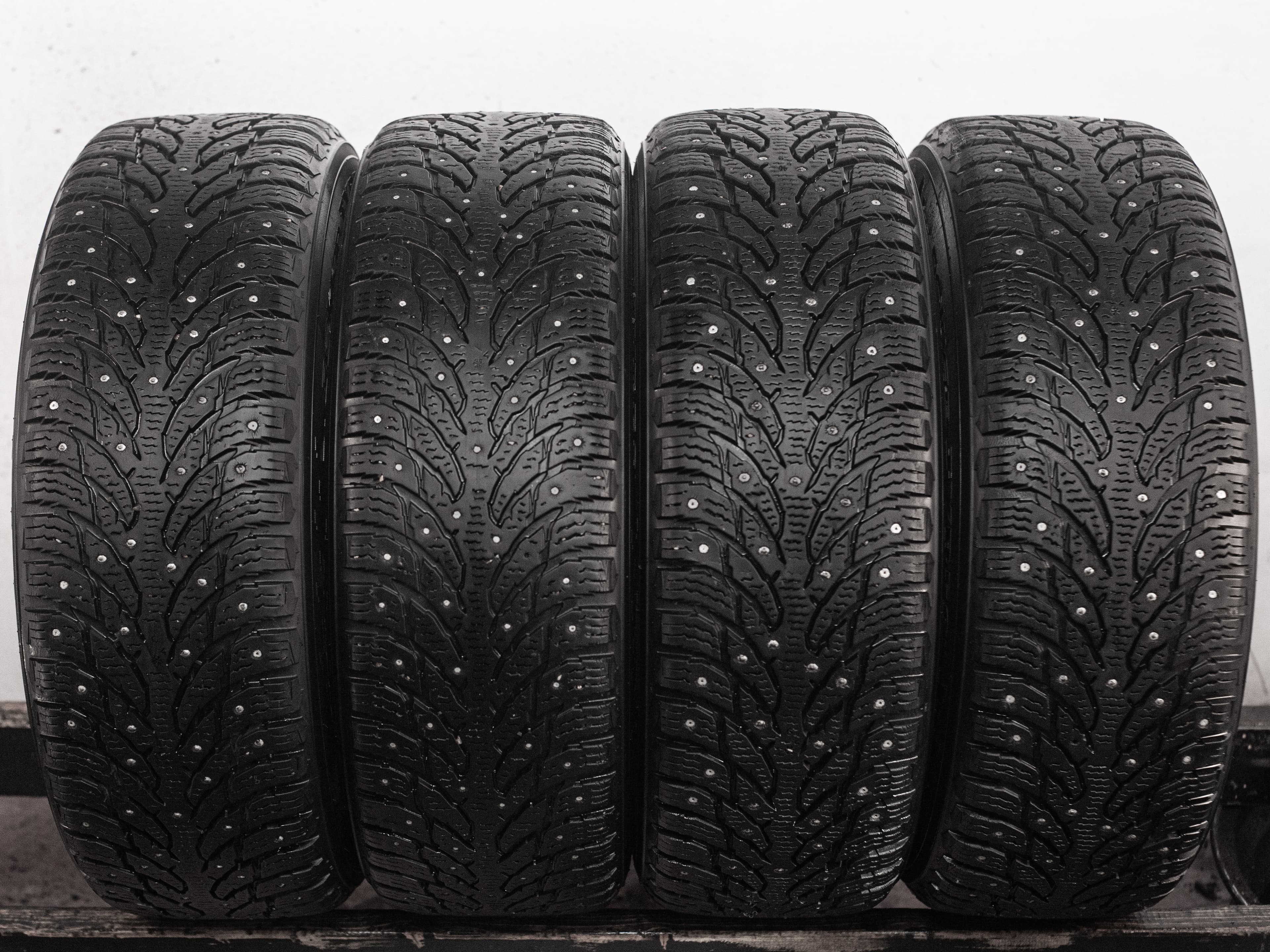 Nokian Hakkapeliitta 9 SUV 215/65 R16 102T XL