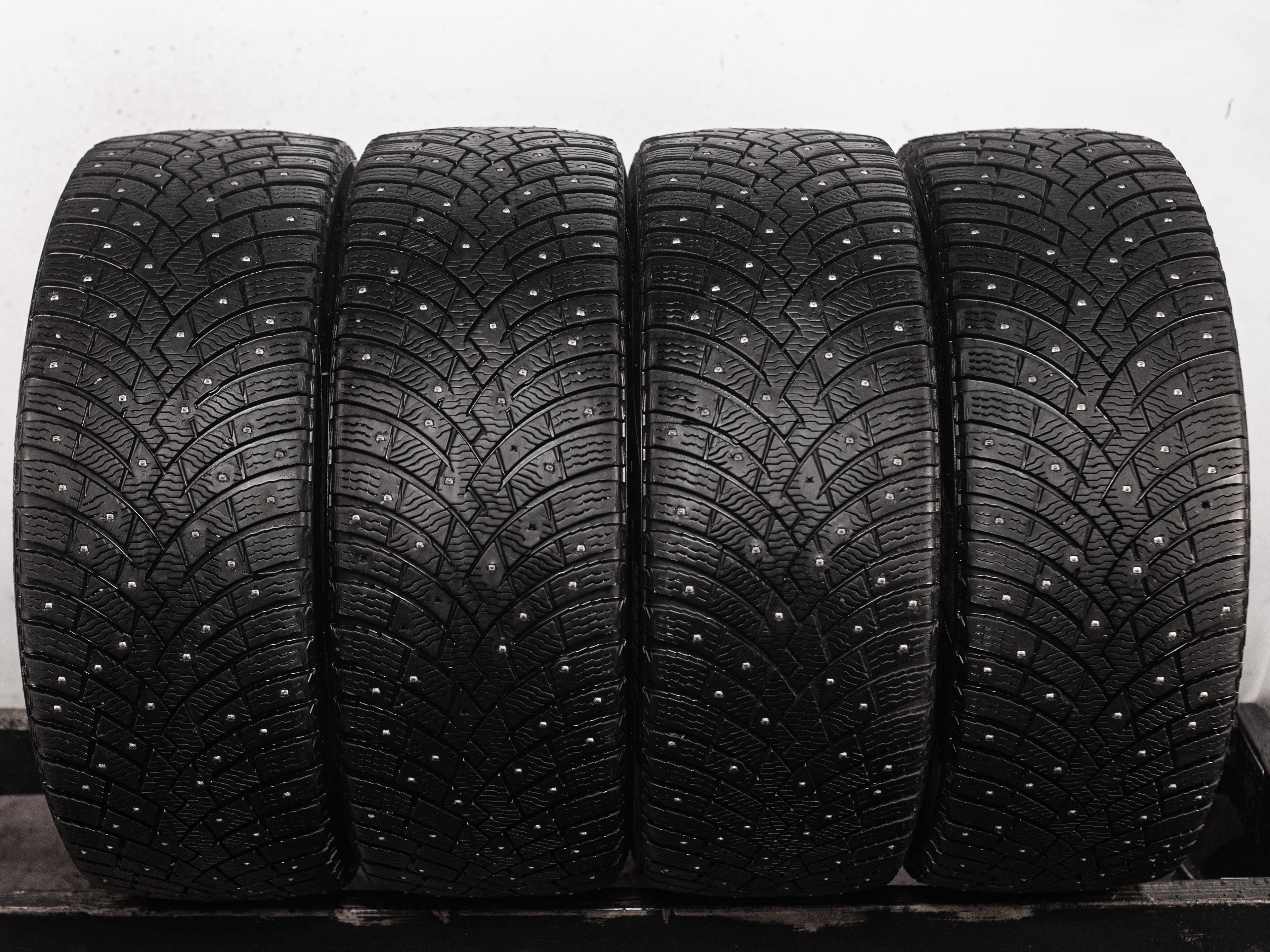 Pirelli Scorpion Ice Zero 2 245/45 R20 103H XL