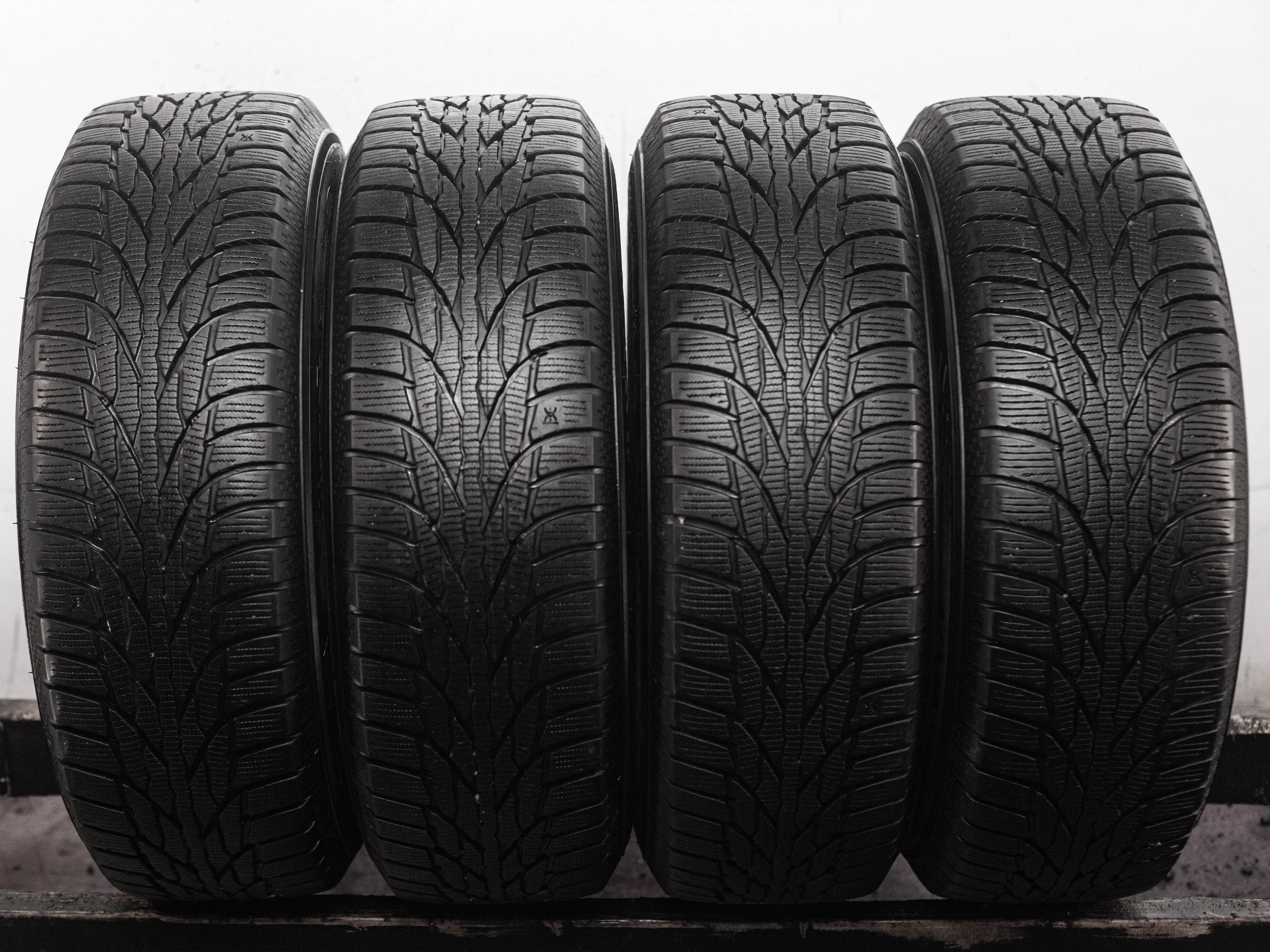 Kumho Wintercraft SUV Ice WS51 215/65 R16 102T XL
