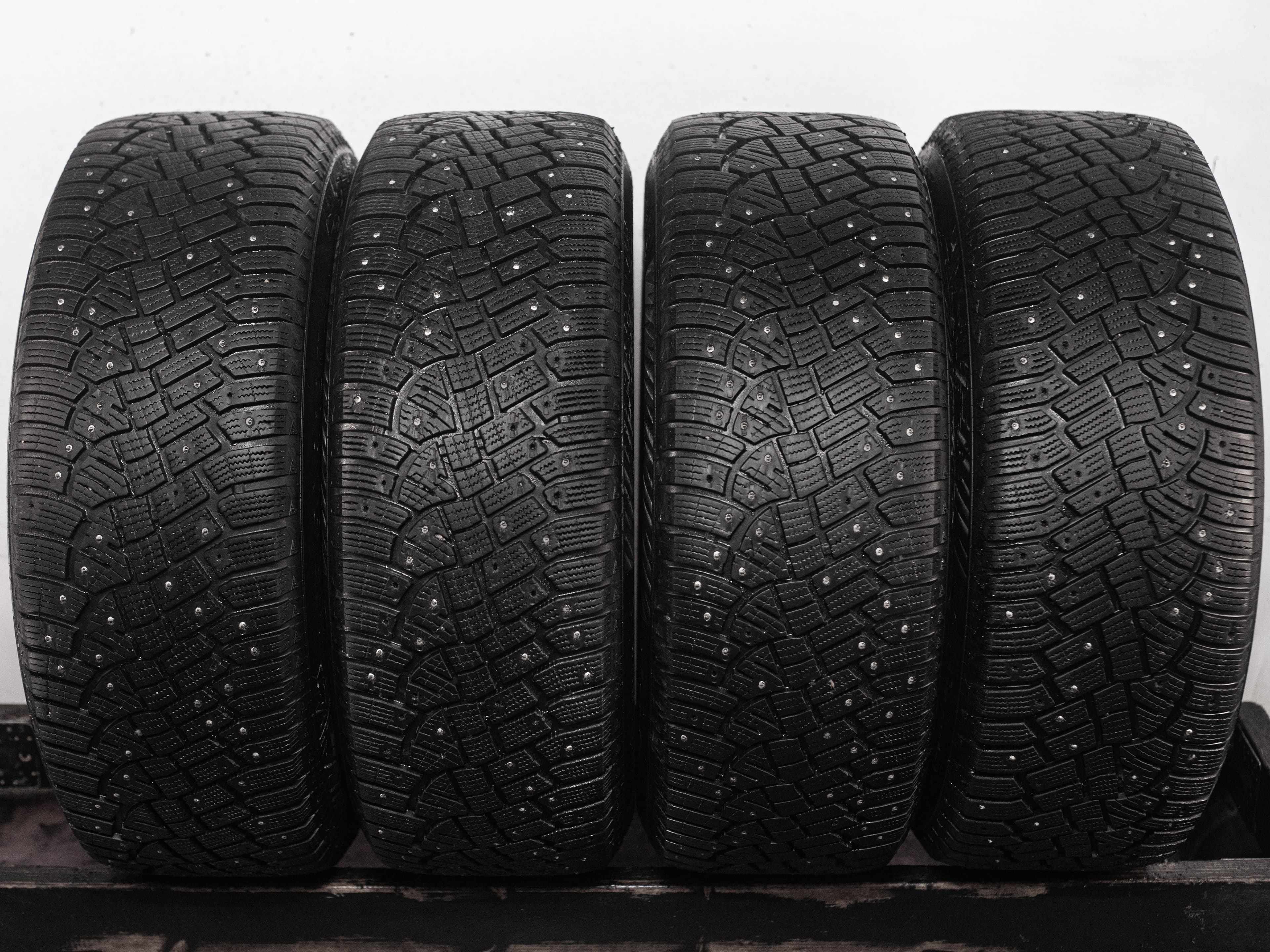 Continental IceContact 2 SUV 265/60R18 114T XL