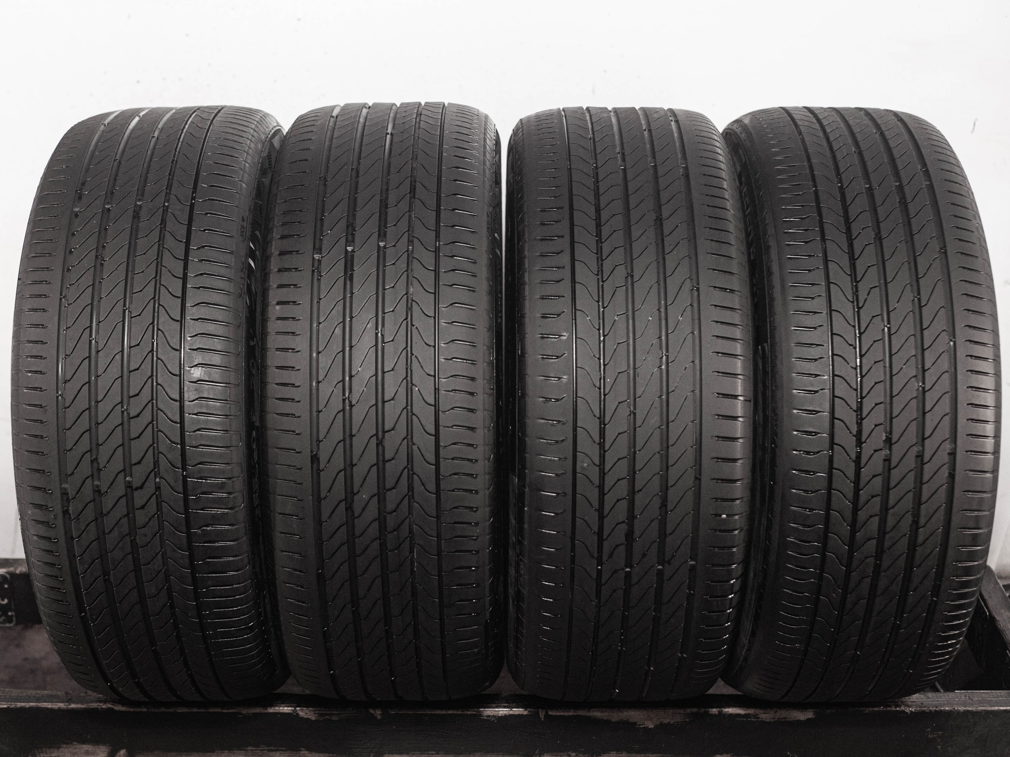 Continental UltraContact UC6 255/50 R20 109V