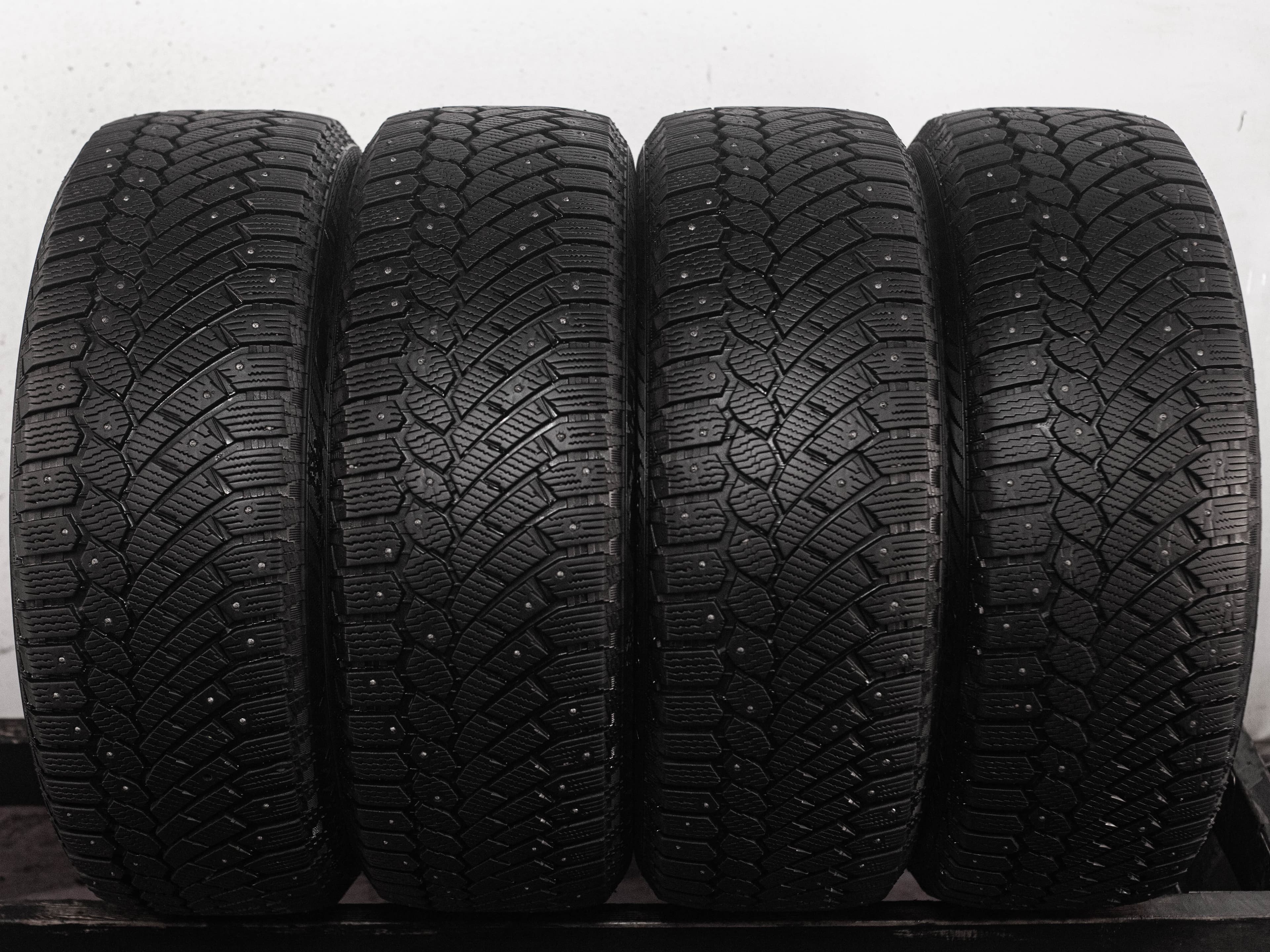 Gislaved Nord Frost 200 SUV 235/55 R19 105T XL