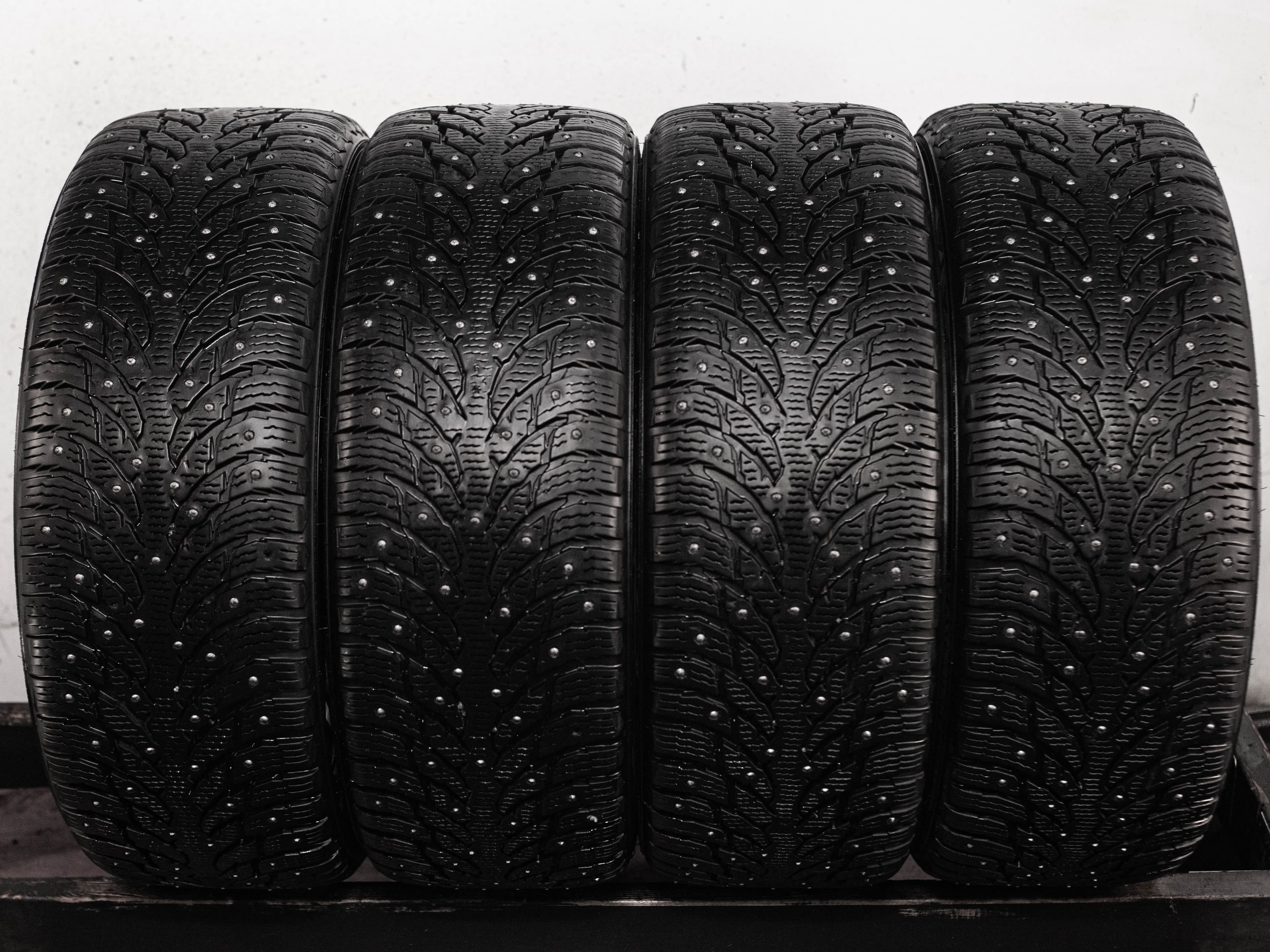 Ikon Autograph Ice 9 SUV 255/45 R20 105T XL