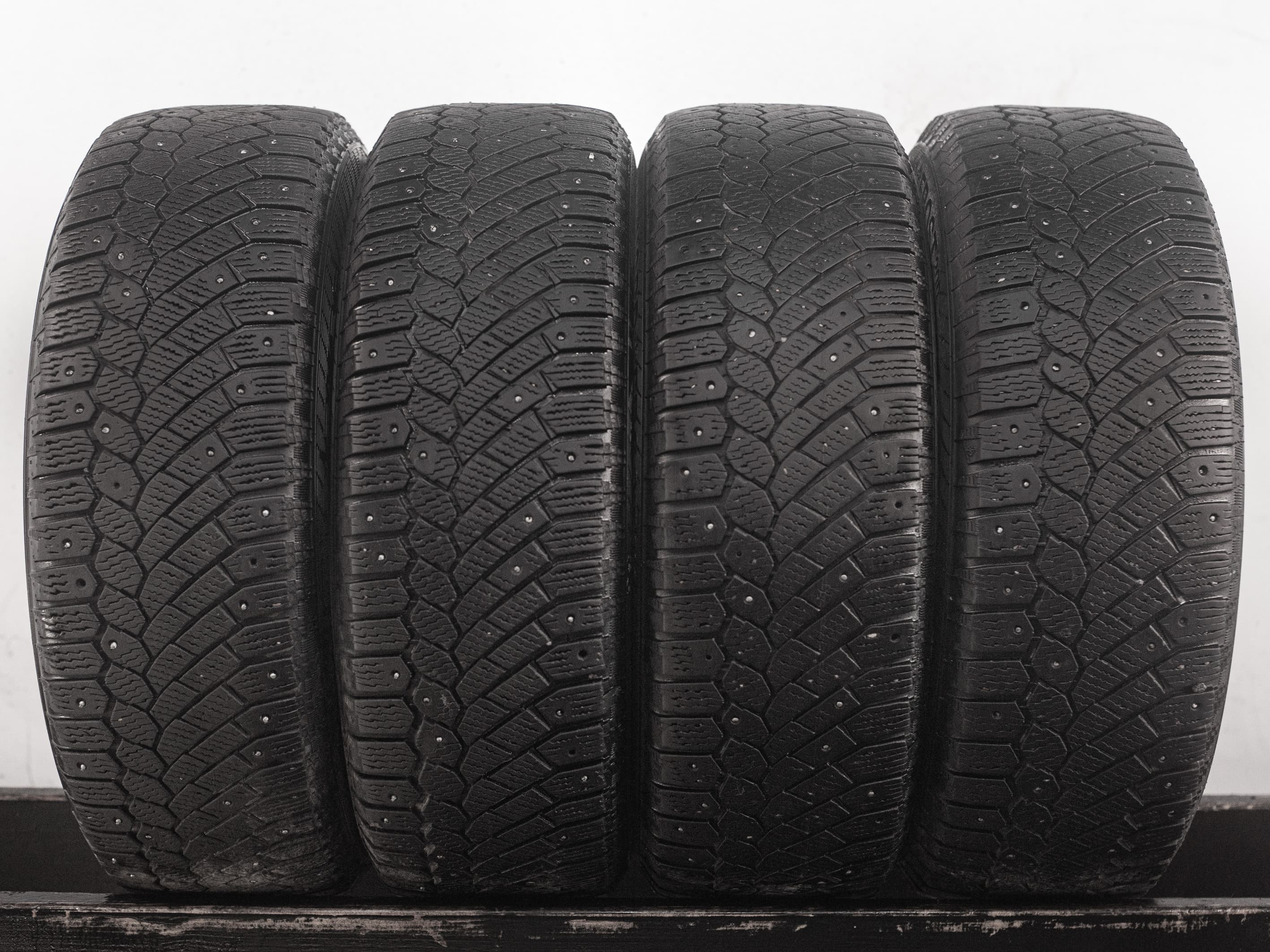 Gislaved Nord Frost 200 195/65 R15 95T