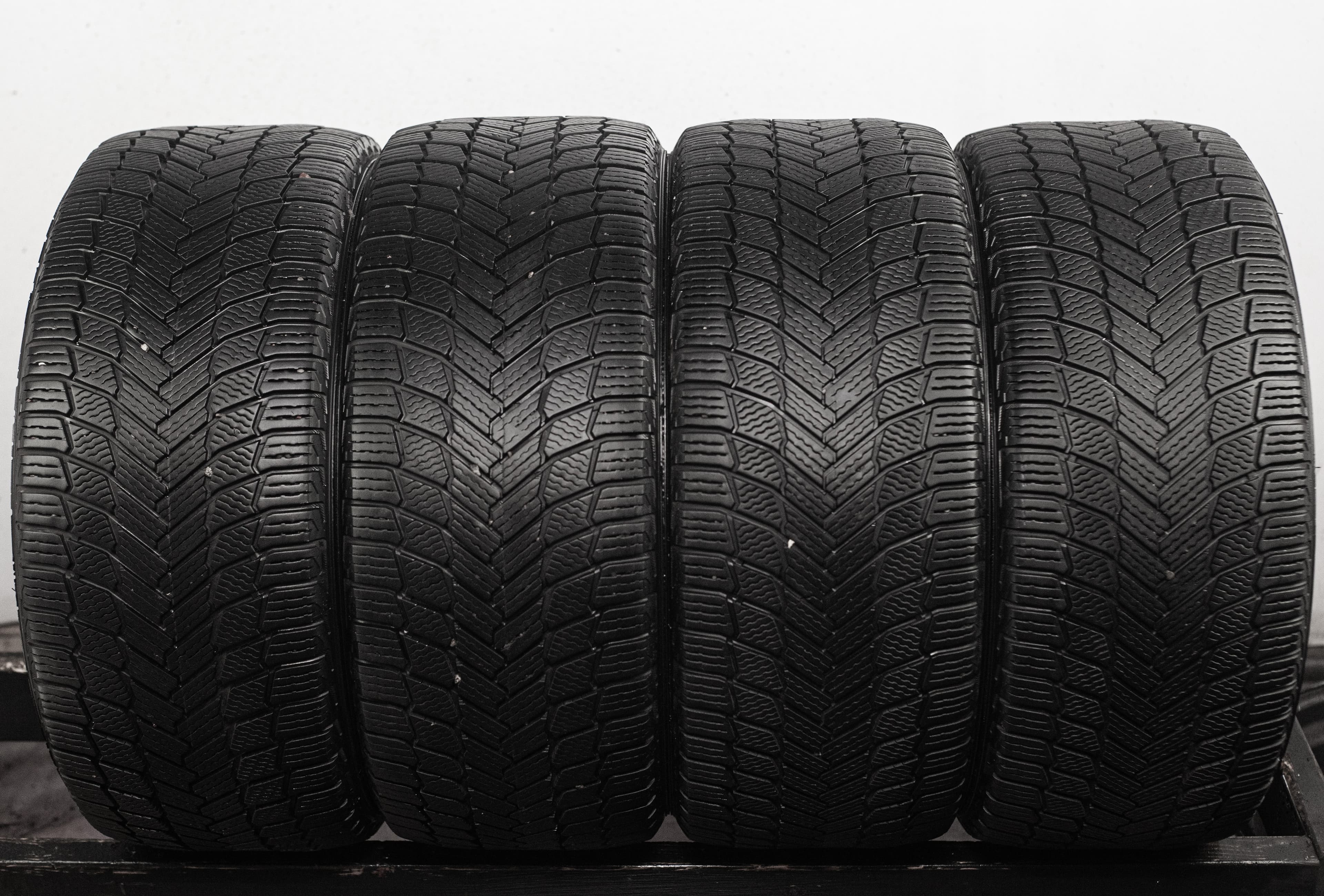 Michelin X-Ice Snow 255/40 R19 100H XL