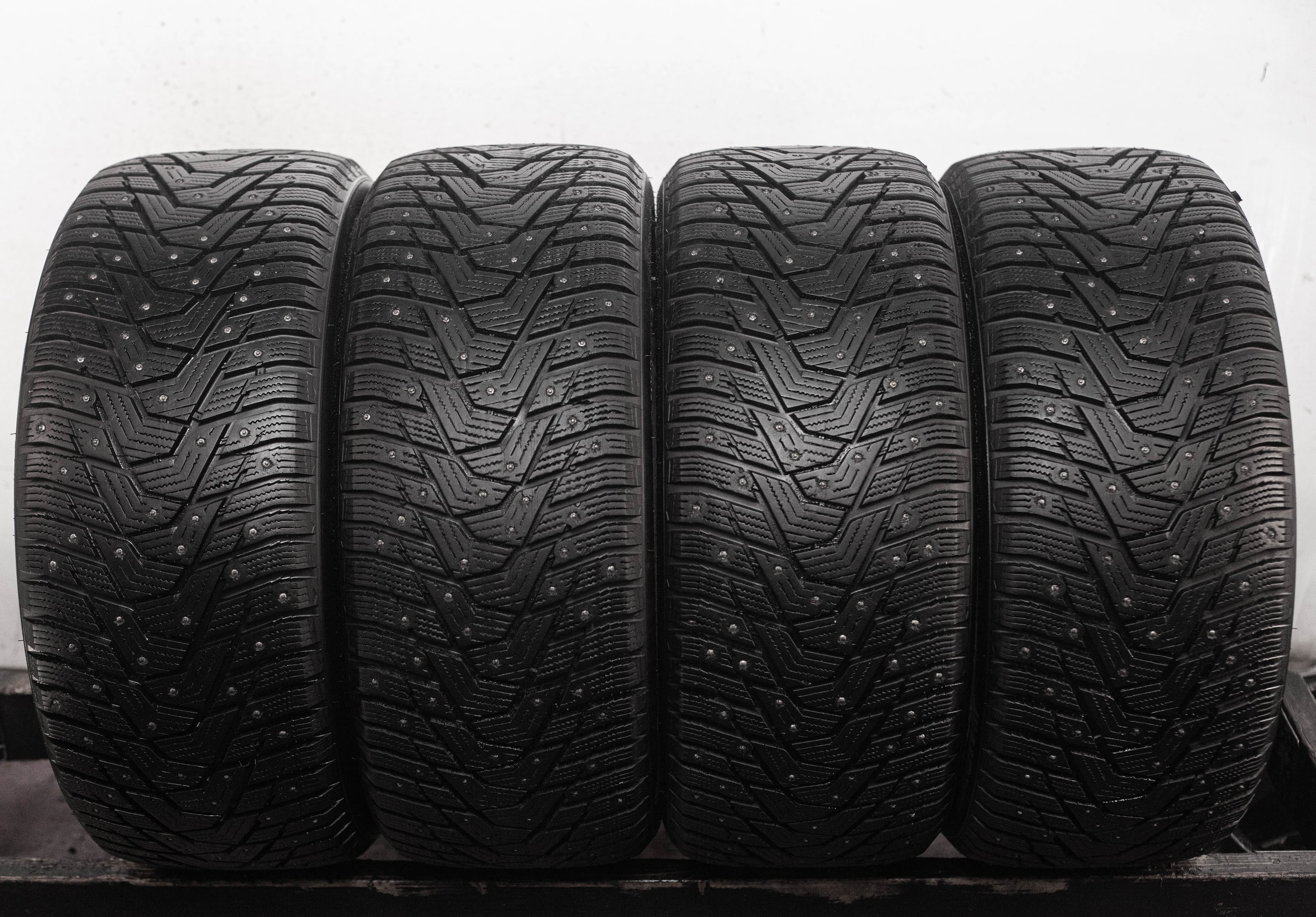 Hankook Winter I'Pike RS2 W429 255/40 R19 100T XL